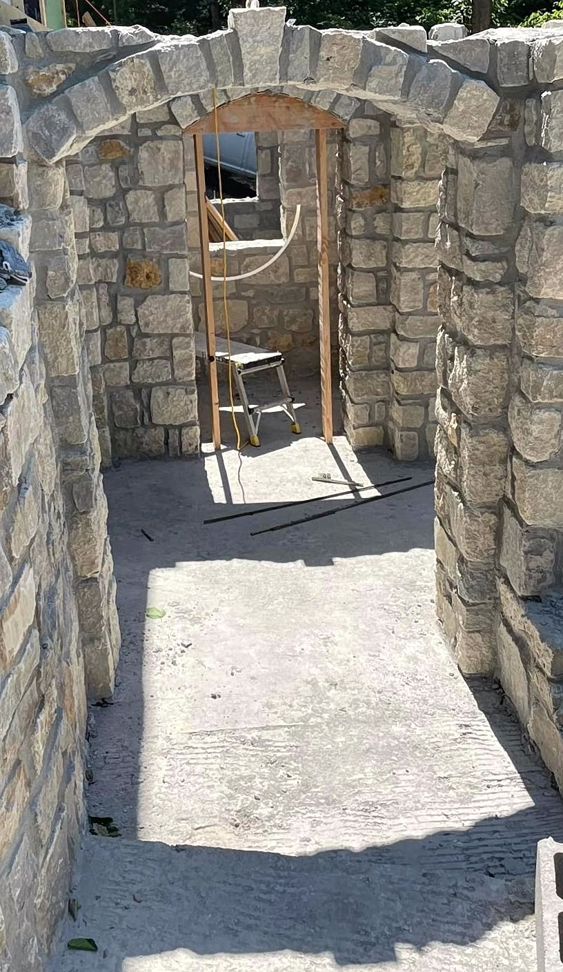 Stone arch second view Kansas City