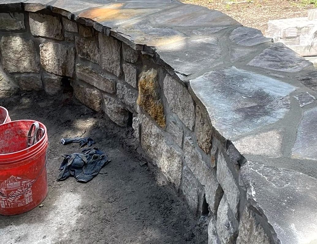 Stone retaining wall Kansas City masonry contractor